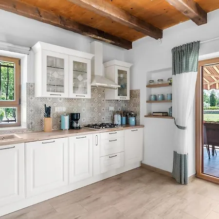 Marijanin Vrt By Gasthof Tinjan