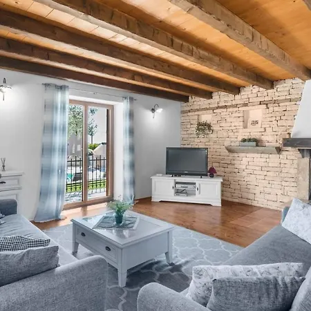 Marijanin Vrt By Gostinjska kuća