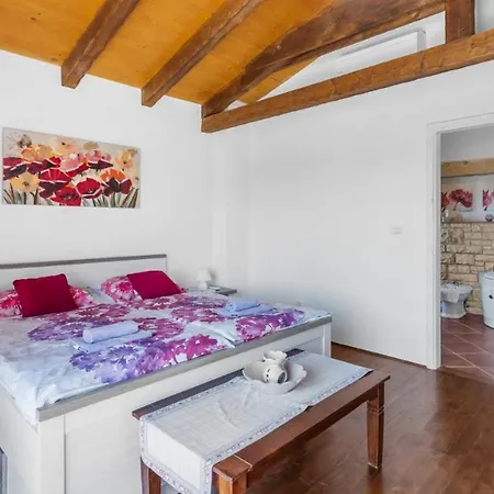 Marijanin Vrt By Gostinjska kuća 4*